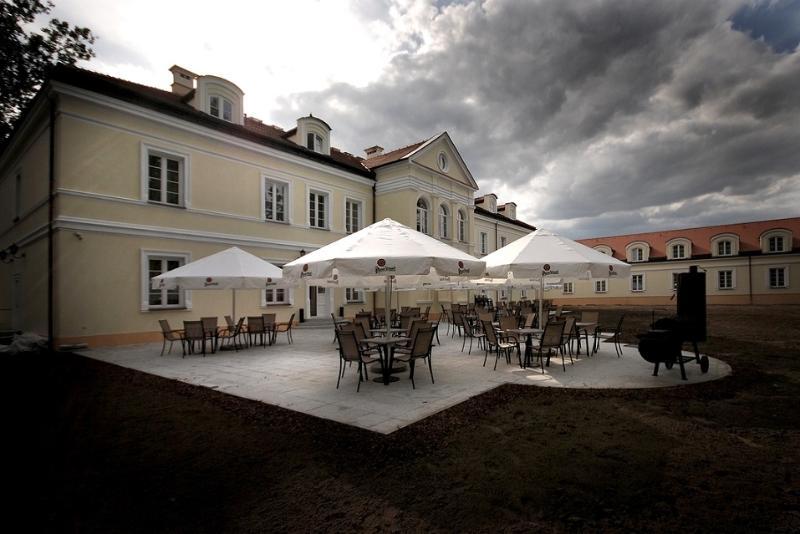 Sobienie Królewskie Resort 4*